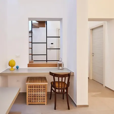 アパート Le Di Gio' - Via Corridoni ポリニャーノ・ア・マーレ